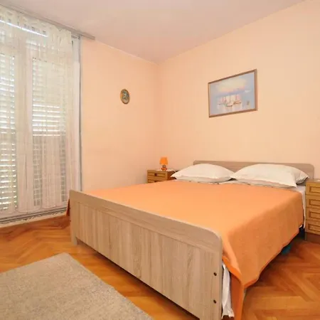 Apartment Nelson Split